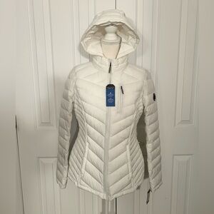 NWT NAUTICA Women Puffer Jacket, White, Size Medium